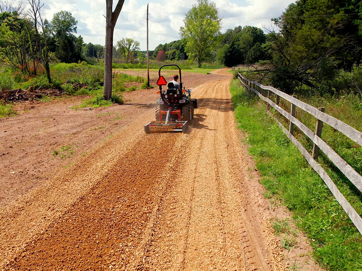 Dirt Dog Light Duty Land Plane CRG Grading Gravel Drive 02