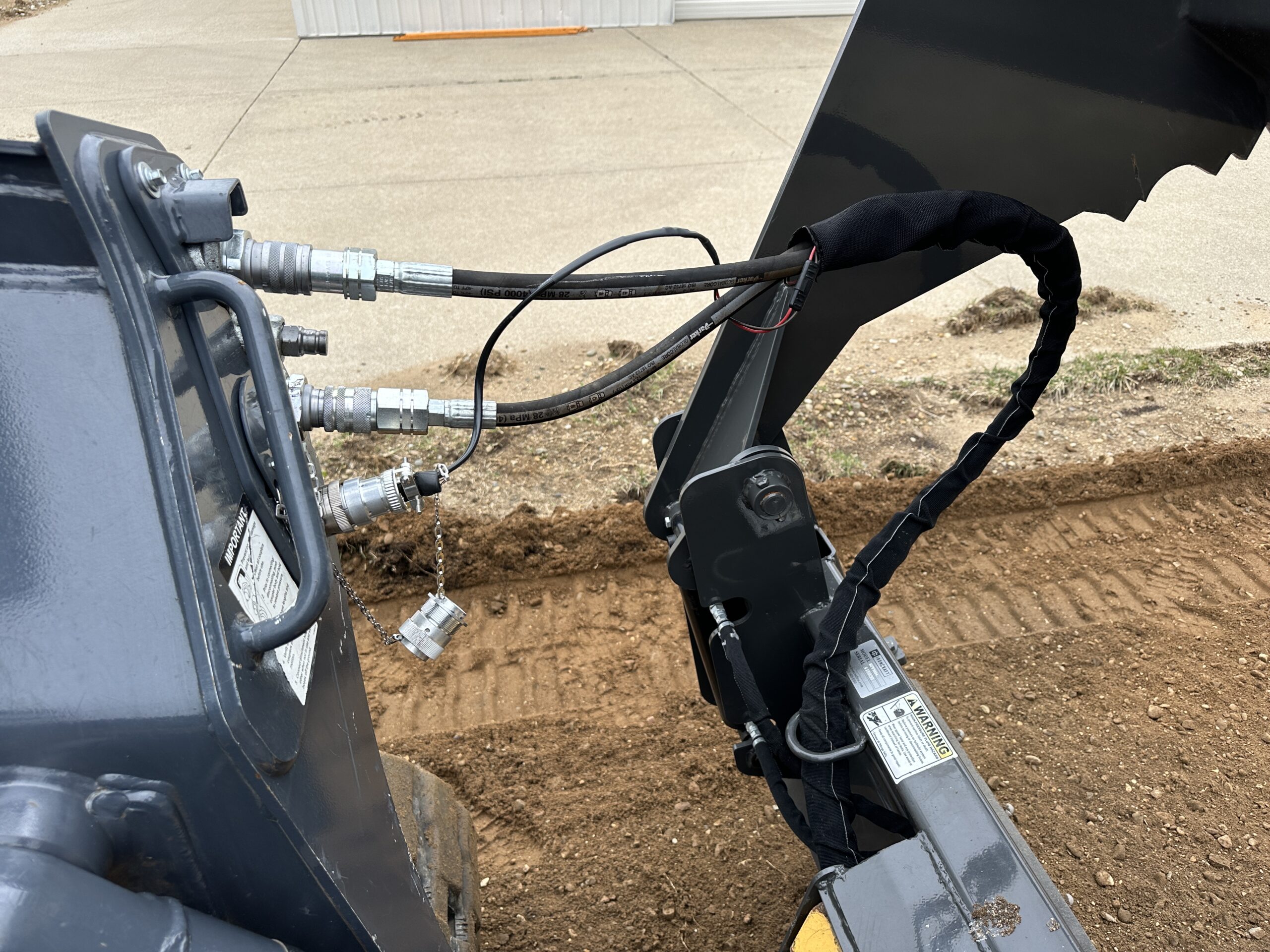 6-N-1 Power Rake Bucket