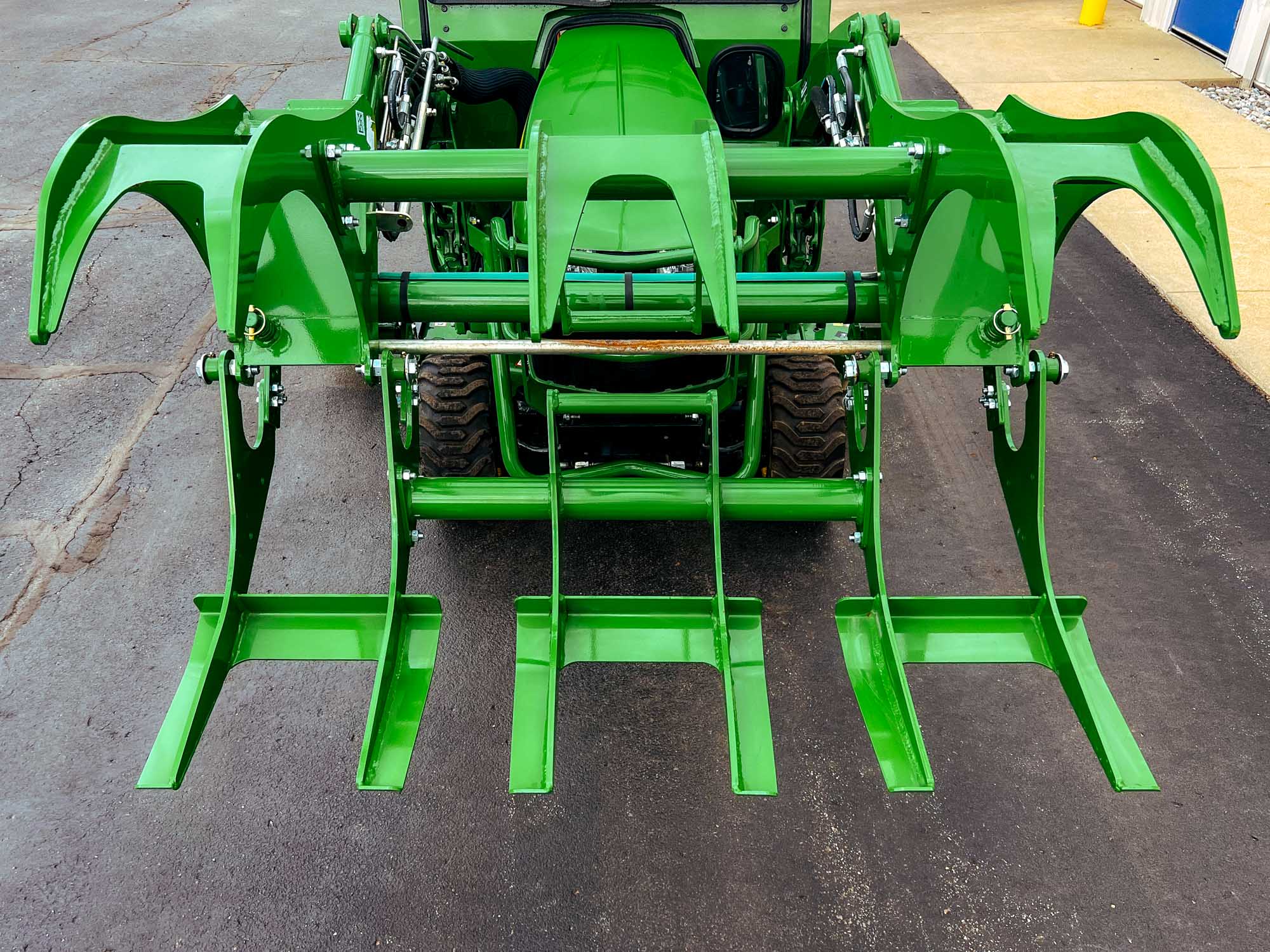 Front View of Brush Crusher 4615